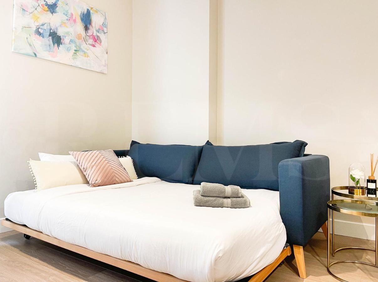 Cozy Apartment With Parking In The Center By Rems マラガ エクステリア 写真